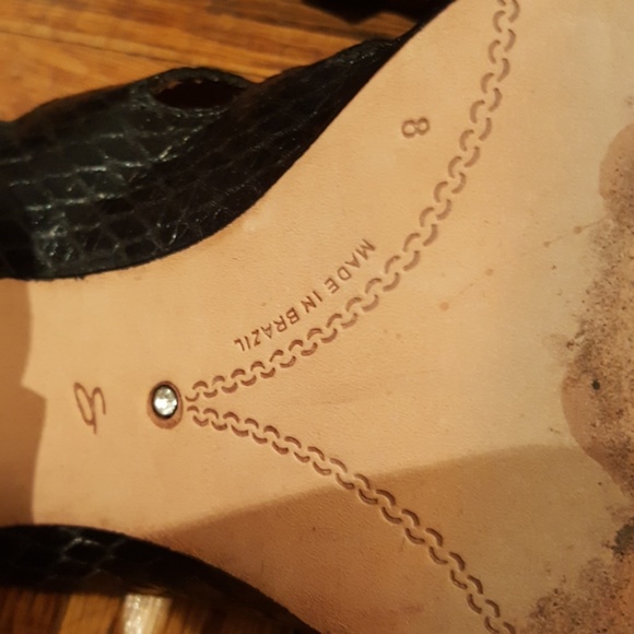 Corso Como black pressed leather sandals in Sz 8 - Picture 7 of 8